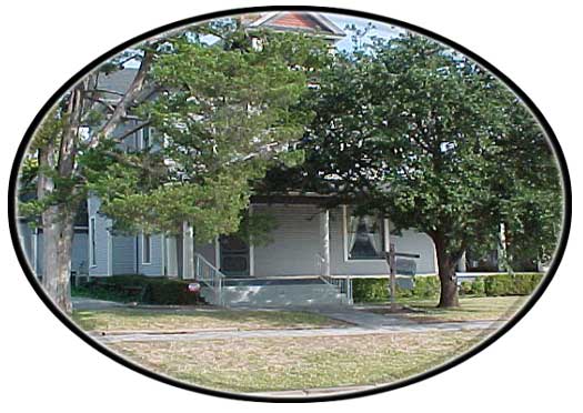 office.jpg (37852 bytes)